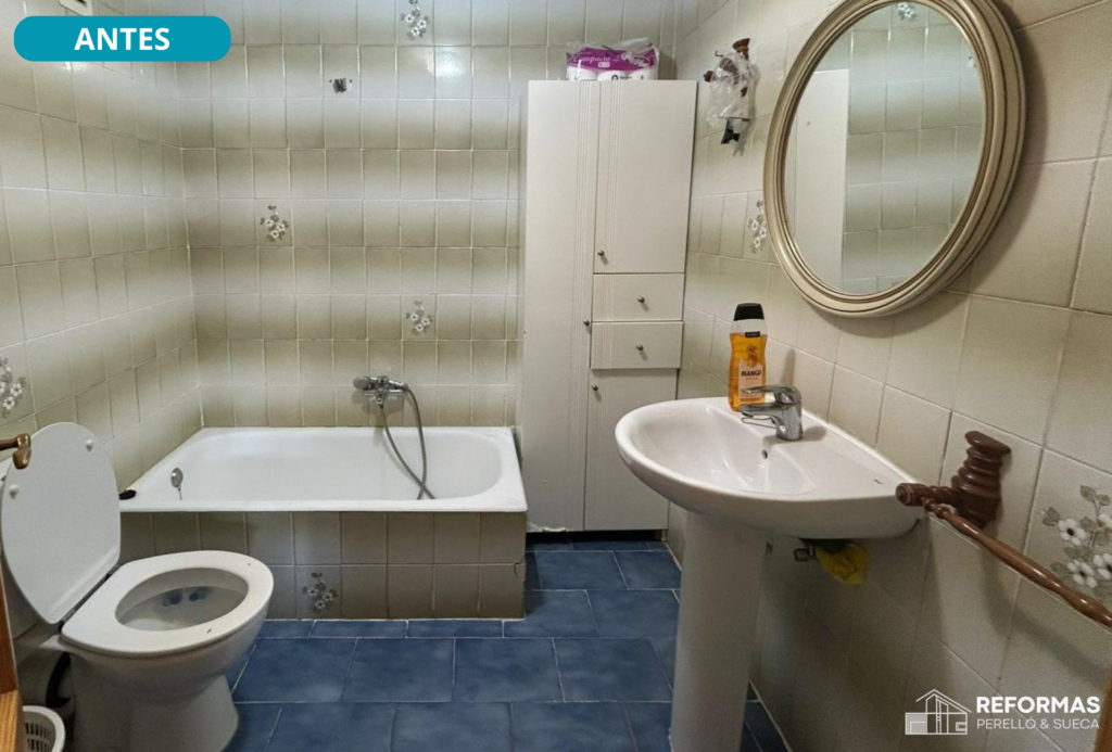Antes reforma baño Antes de la reforma integral del baño en el Perelló