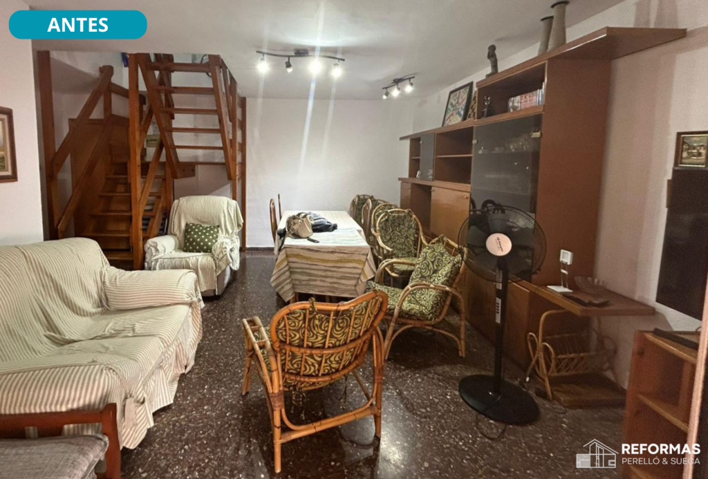 Antes reforma suelo laminado Antes de la reforma integral de hogar en el Perelló (Sueca)